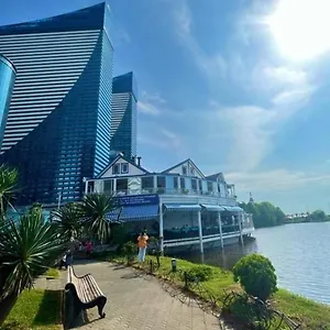 5* شقة فندقية Orbi - Seaside